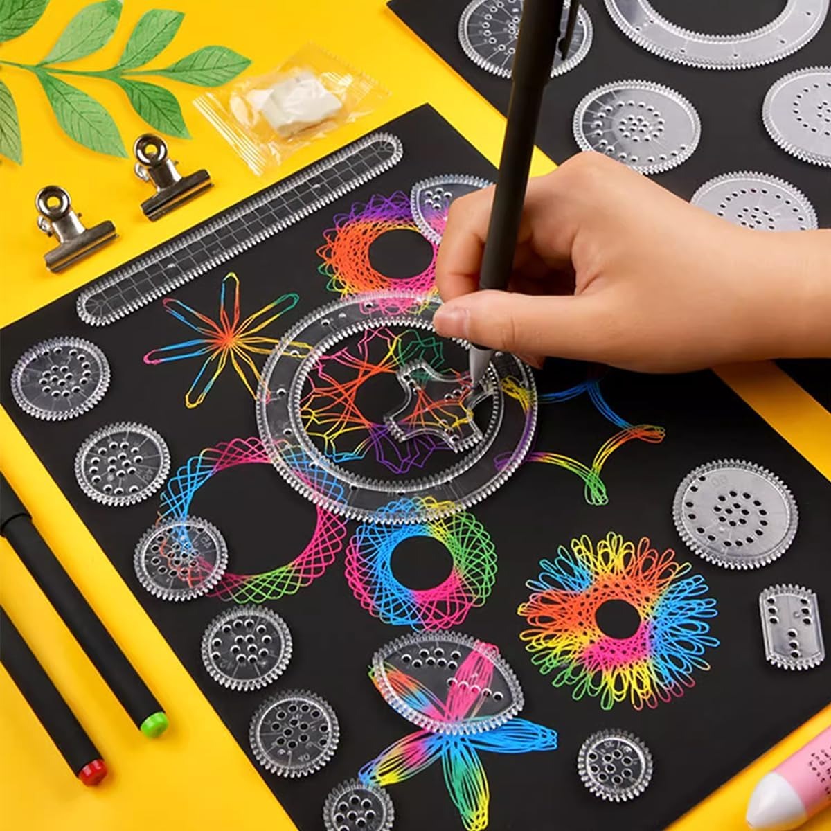 Fidtoy Spiral Art Gear Geometric Drawing Pattern Set for Kids Ages 3-8, 22-Piece Plastic Spirograph Style Ruler Art Kit with Gears, Pens and Drawing Paper