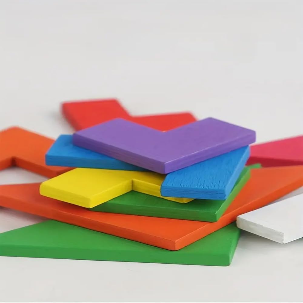 Fidtoy Jeu de Société en Bois 3-en-1 Tetris, Chiffres et Casse-tête pour Enfants, Planche en Bois avec Blocs de Construction, Tangram et Tic-Tac-Toe, Jouet de Motricité Fine et de Stratégie pour les 2-6 Ans
