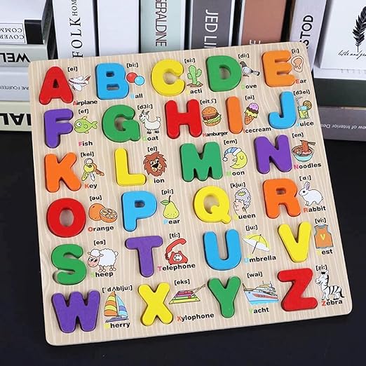 Tablero de clavijas del alfabeto (con letras mayúsculas ilustradas)