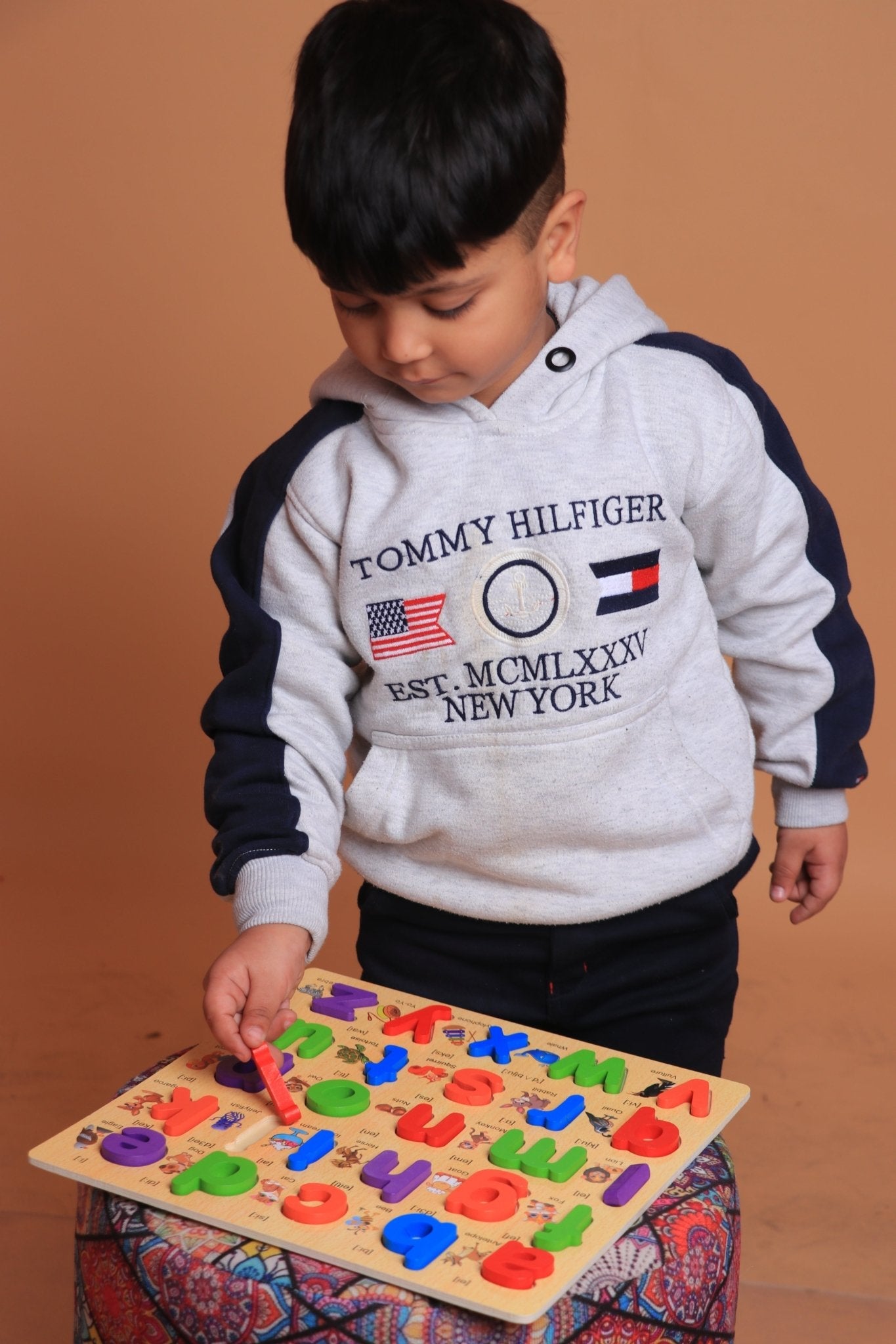 Petite planche abcde – Planche alphabet 3D avec image imprimée