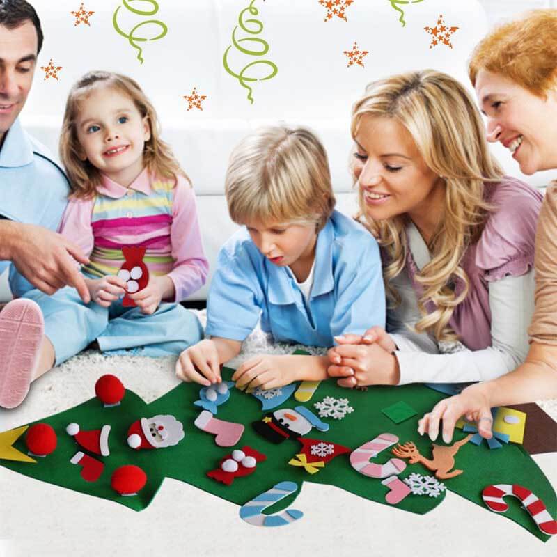 Fidtoy DIY Felt Christmas Tree Set with 30 Ornaments – Montessori Holiday Activity for Toddlers