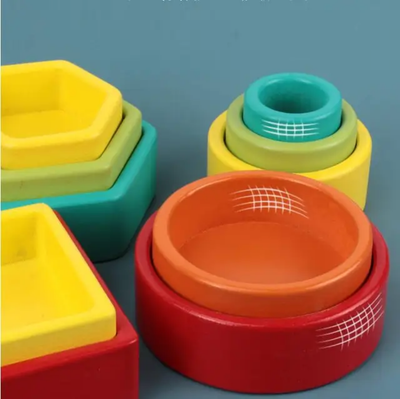 Tour empilable Montessori