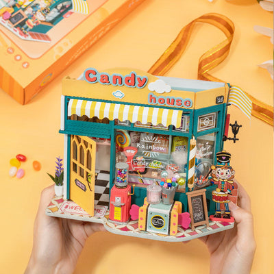 Maquette de maison miniature assemblée à la main