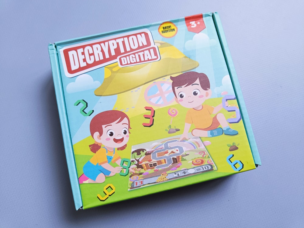 Jeu de décryptage mathématique pour jeunes surdoués