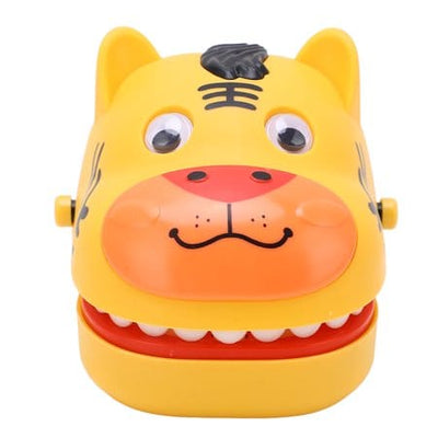 Fidtoy Cute Animals Biting Fingers Game for Kids Random Animal Dentist Bite Toy Interactive Party Game Ages 3+