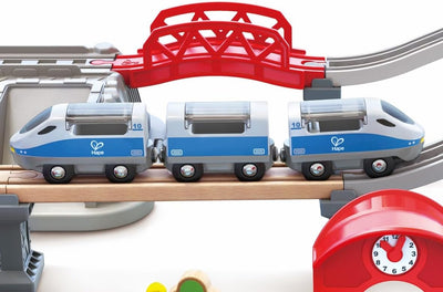 Fidtoy Circuit de train de ville en bois avec seau de rangement