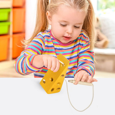 USATDD Jouets à lacer en bois en forme de fromage, jouets à enfiler pour la motricité fine, jeu de voyage en avion ou en voiture, puzzle Montessori pour la cognition préscolaire, cadeau pour les tout-petits et les enfants de 3 ans et plus