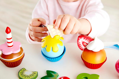 Fidtoy Ensemble de jouets en bois pour cupcakes 18 pièces, kit de dessert pour enfants, jeu d'imitation
