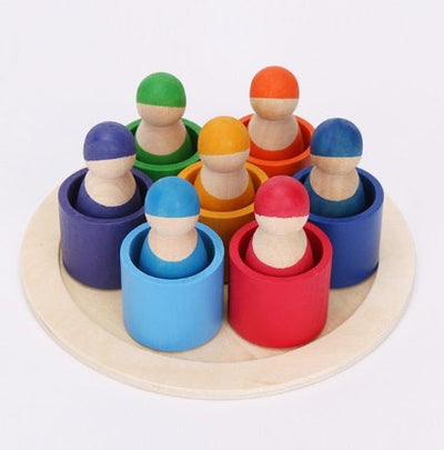 7 amis arc-en-ciel dans des gobelets, figurines en bois, jeu d'activités de tri des couleurs pour la maternelle