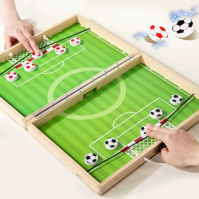 Ensemble de jeu 2 en 1 en bois : Ville & Football | Boîte d'activités portable et pliable pour enfants | Coffret de 18 véhicules et bâtiments | Jouet de voyage Montessori
