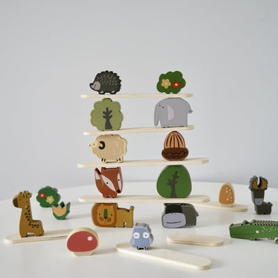 Animaux en bois dans la forêt - Jeu ouvert