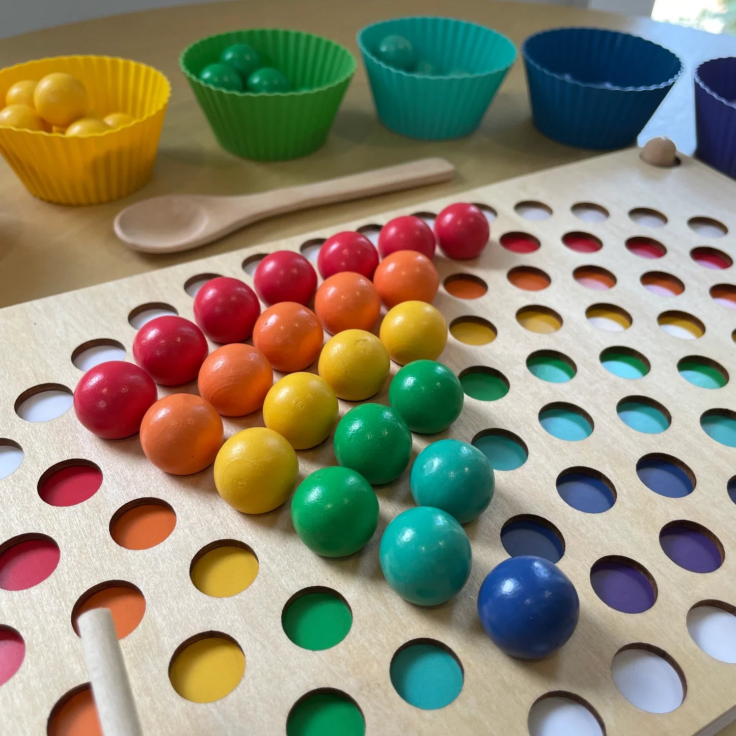 Perles Montessori Arc-en-ciel Fidtoy