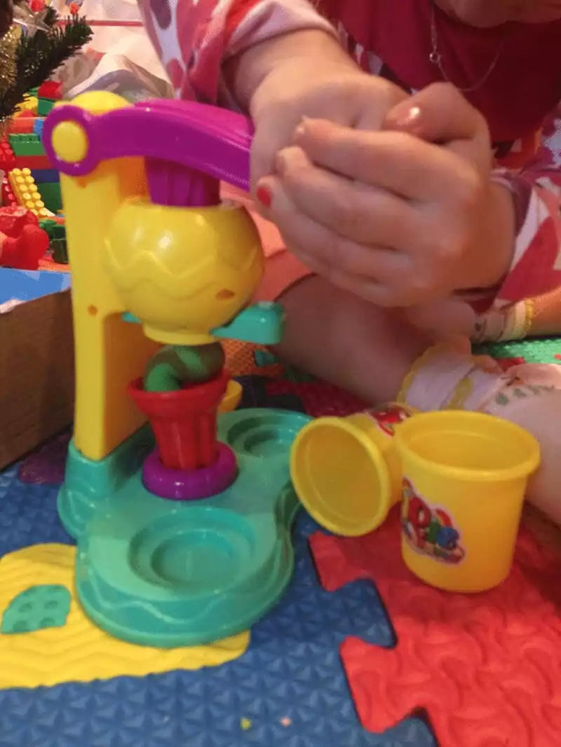 Fidtoy Play Dough Ice Cream and Cake Making Toy Set with Molds for Kids Arts Crafts