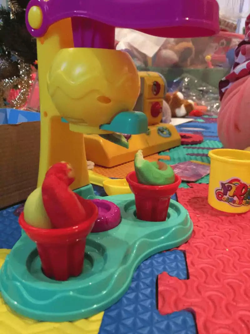 Fidtoy Play Dough Ice Cream and Cake Making Toy Set with Molds for Kids Arts Crafts