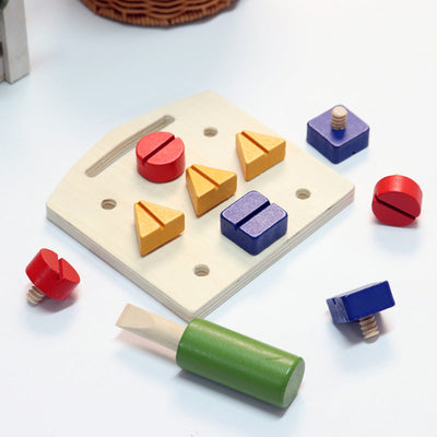 Tablero de actividades Montessori de madera con tuercas y tornillos