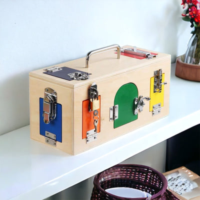 Montessori Caja de Pestillos y Candados de Madera con Pestillos de Acero Inoxidable para Niños