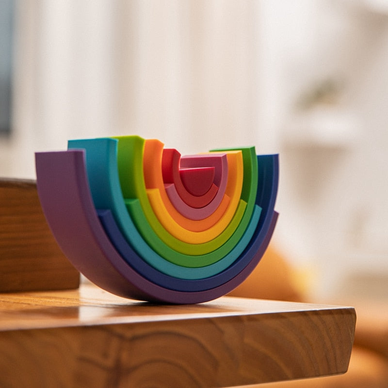 Arc-en-ciel empilable en silicone
