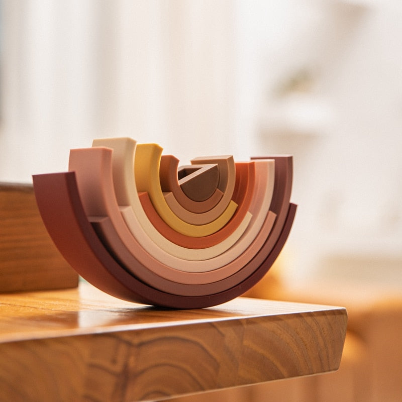 Arc-en-ciel empilable en silicone
