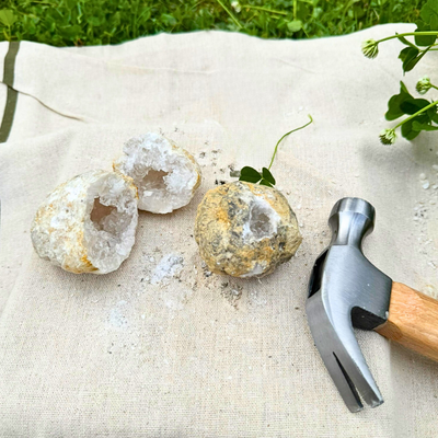 Grande géode de cristal naturelle de 5 à 8 cm pour enfants, cadeau surprise