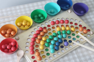 Perles Montessori Arc-en-ciel Fidtoy