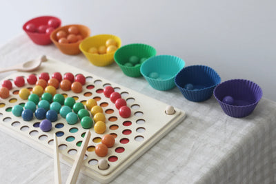 Perles Montessori Arc-en-ciel Fidtoy