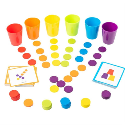 Juego de apilar vasos para clasificar colores