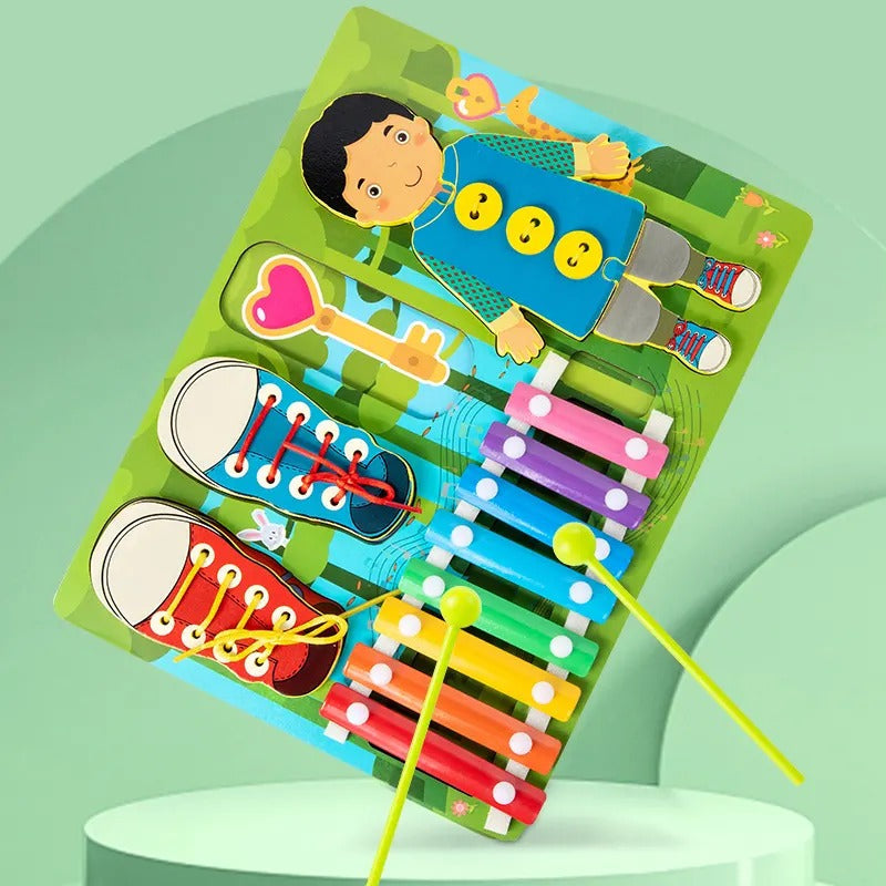 Xylophone en bois et planche d'activités à enfiler