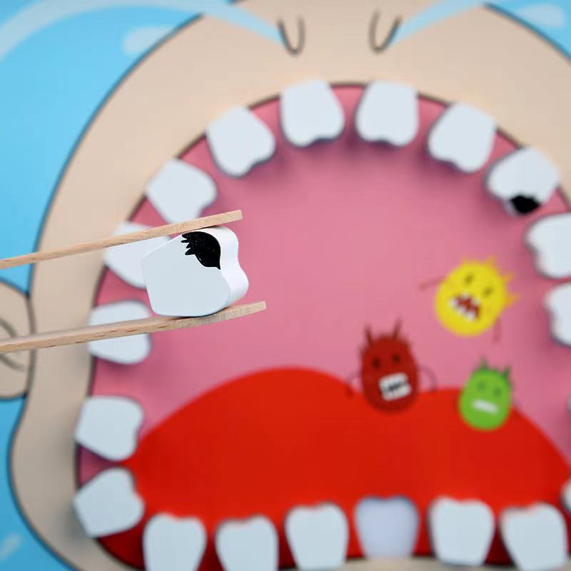 Set de juego de rol de pequeño dentista - Los mejores juguetes Montessori
