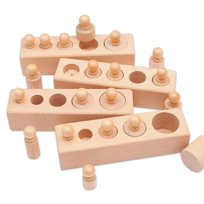 Cylindres à encastrements colorés Montessori