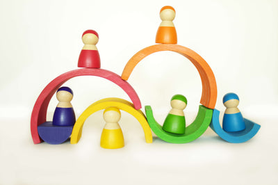Jouet en bois Fidtoy Rainbow Stacker pour tout-petits avec 6 arches