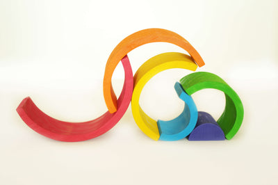 Jouet en bois Fidtoy Rainbow Stacker pour tout-petits avec 6 arches