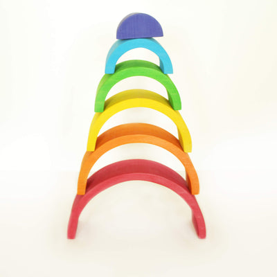 Jouet en bois Fidtoy Rainbow Stacker pour tout-petits avec 6 arches